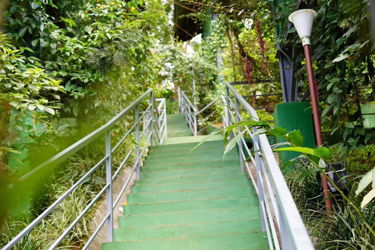 Fabescape Edens Resort Munnar Exterior photo